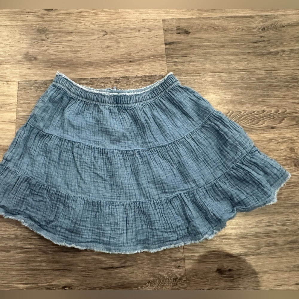 Aerie Pull on Jean Skirt size medium - Picture 3 of 4